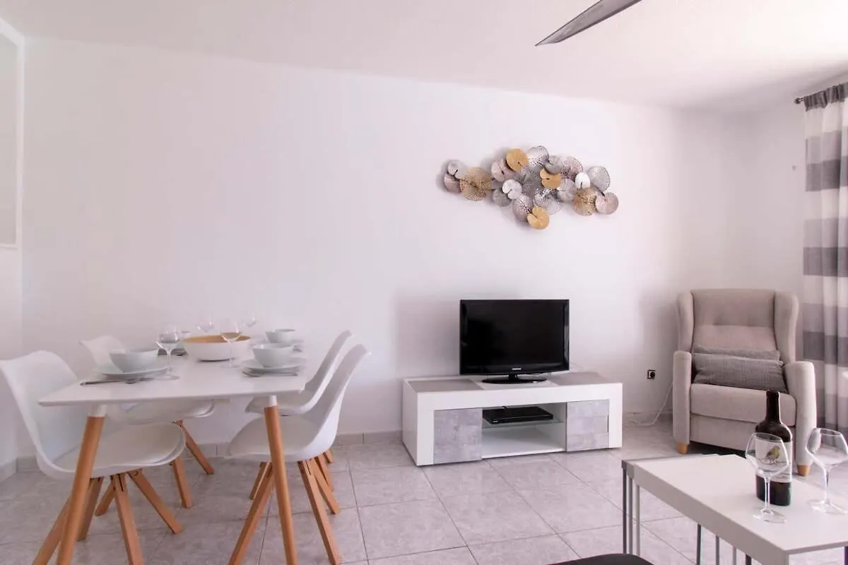 Parque Santiago II 131 - One Bed Duplex With Pool Views Apartamento Playa de las Americas