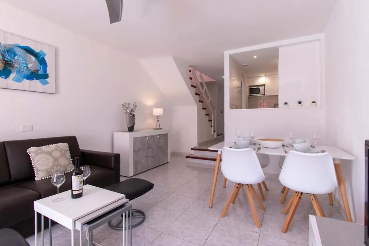 Parque Santiago II 131 - One Bed Duplex With Pool Views Apartamento Playa de las Americas