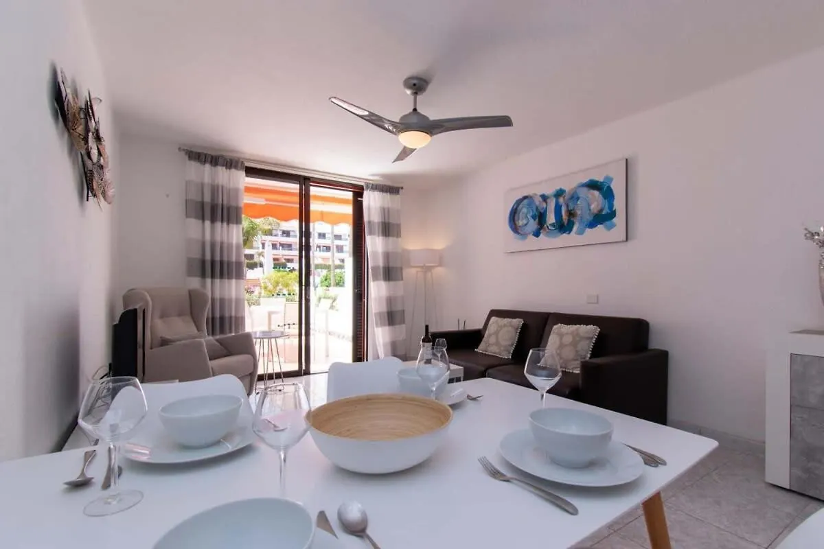 Parque Santiago II 131 - One Bed Duplex With Pool Views Apartamento Playa de las Americas  Playa de las Americas (Tenerife)