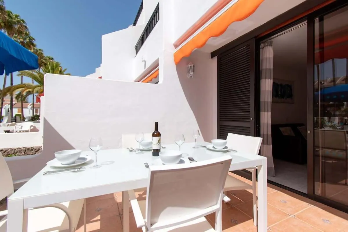 Parque Santiago II 131 - One Bed Duplex With Pool Views Daire Playa de las Américas İspanya